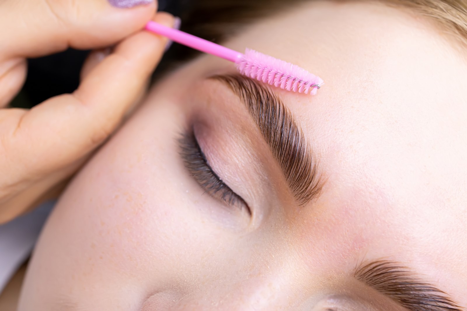 Pigmentation de sourcil et microblading près de Montpellier